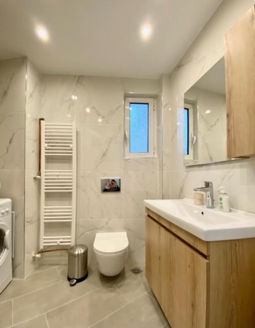 Seaside Comfy Apartment/ Palaio Faliro Афины Экстерьер фото