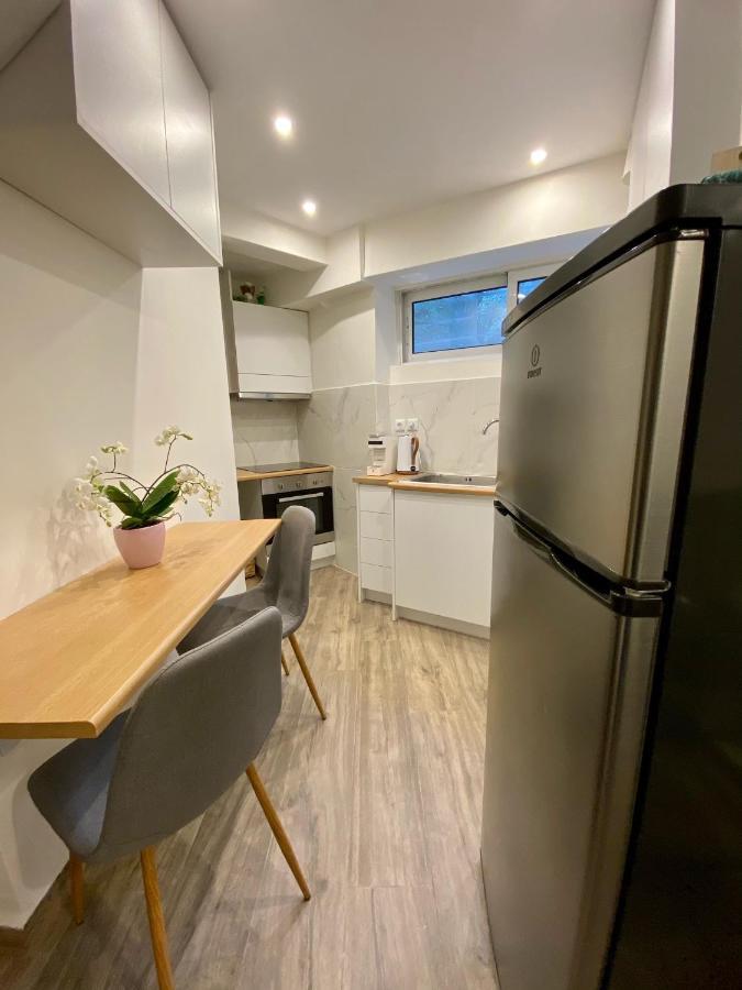 Seaside Comfy Apartment/ Palaio Faliro Афины Экстерьер фото